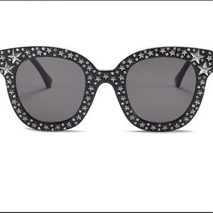 Luxury cat eye Star detail Sunglasses